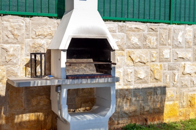 Outdoor open fireplace