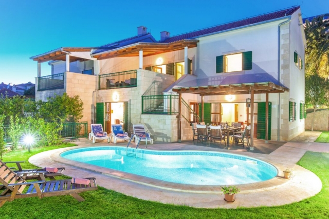 Villa Dane with private pool at night time